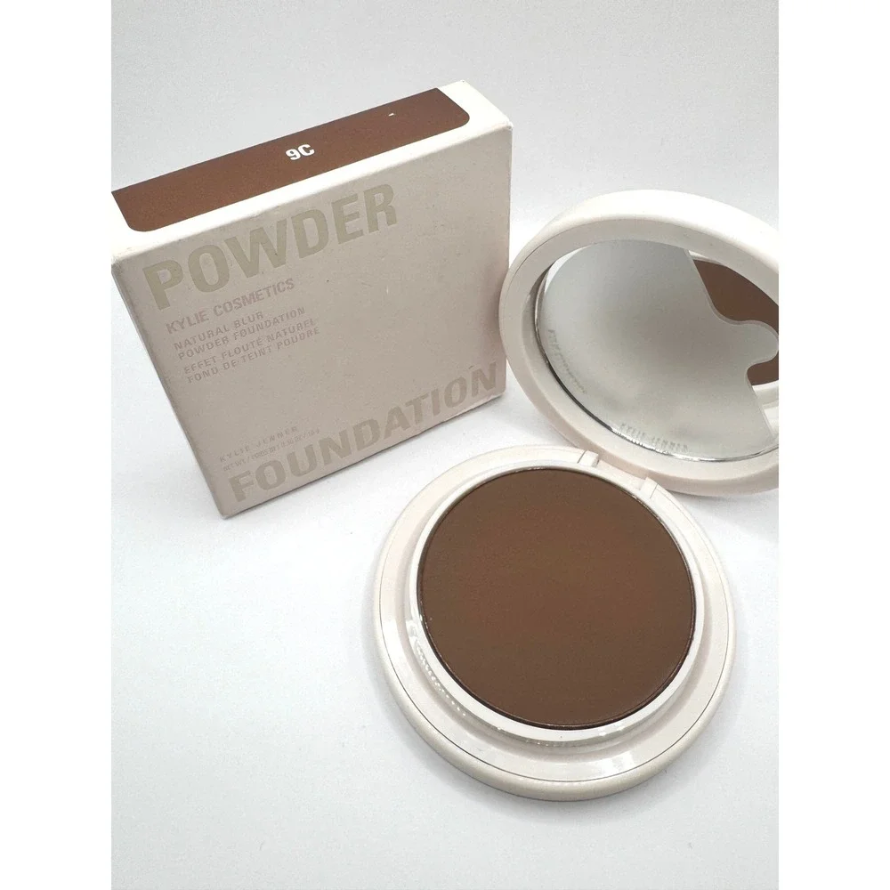 Kylie Cosmetics Natural Blur Powder Foundation 9C Deep Cool NEW